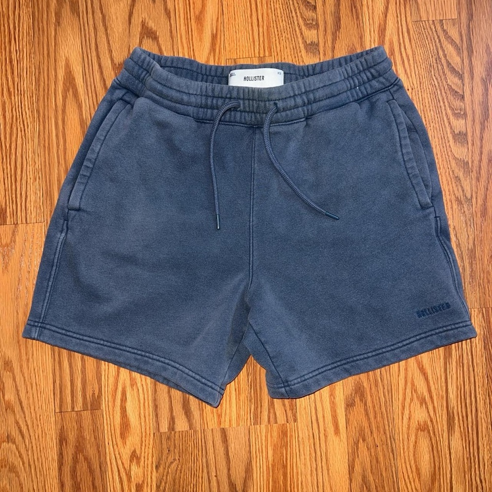 Hollister Blue Above-the-Knee Fleece Icon Shorts size XS